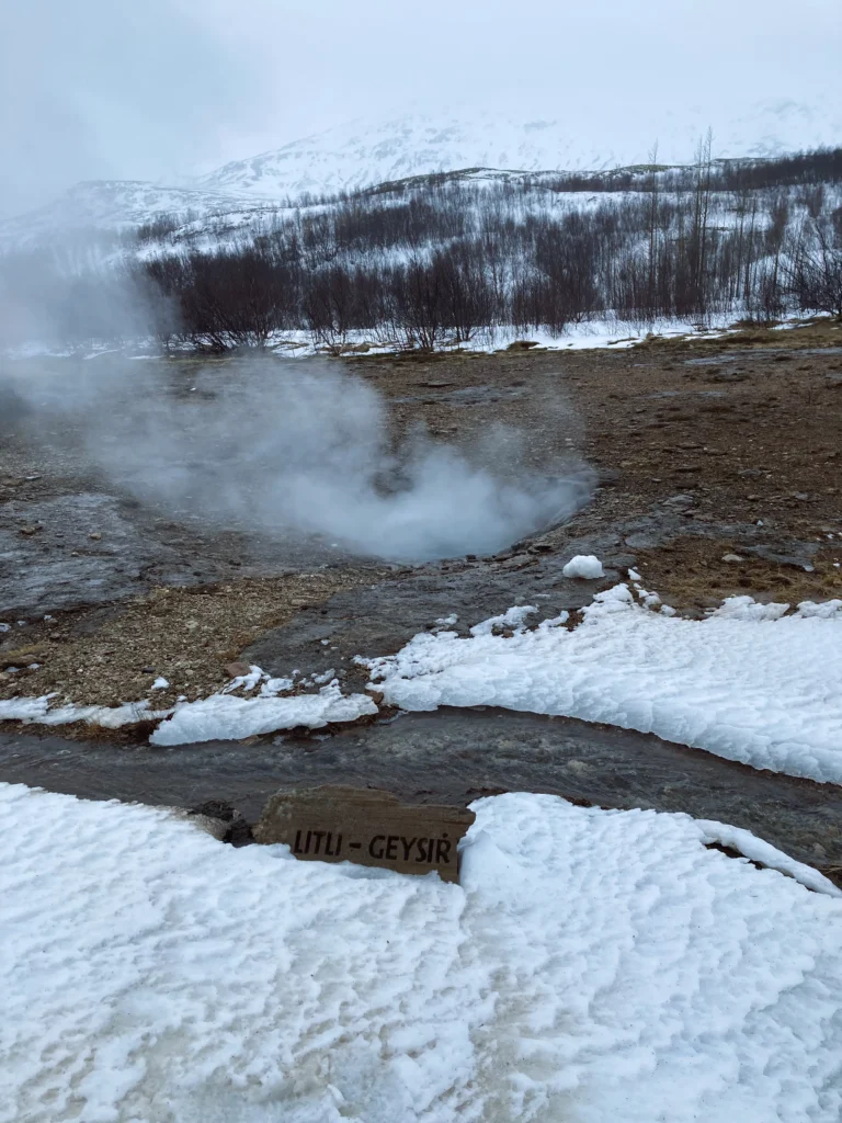 Island: Geysir Litli