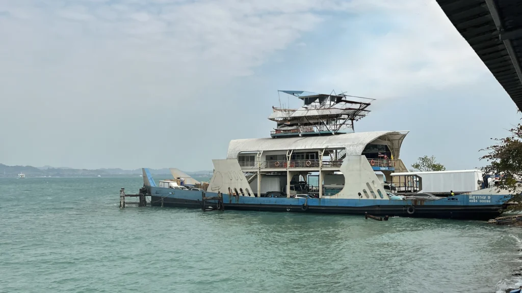 Koh Chang: Fähre